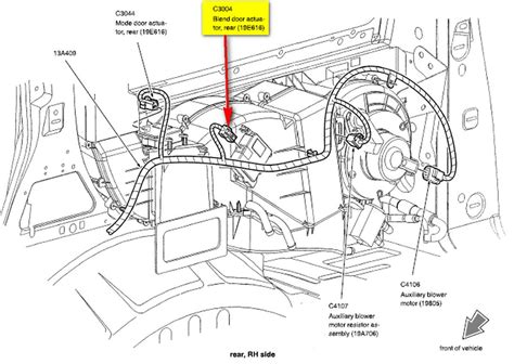 POWER DISTRIBUTION – Lincoln Navigator 2003 – SYSTEM 